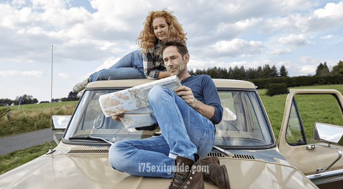 Couple planning a trip down I-75 | I-75 Exit Guide